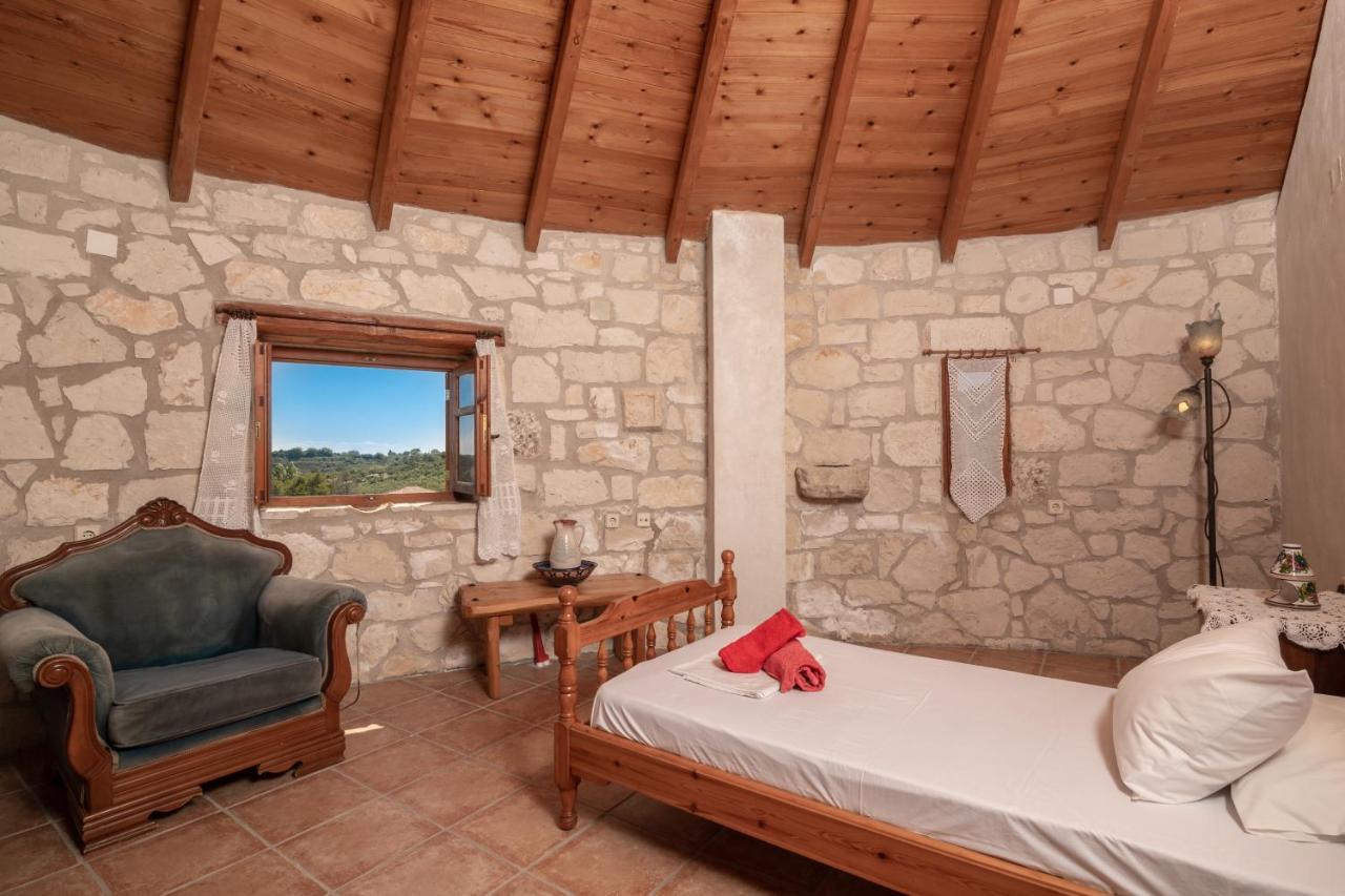 Gerakomylos Stone House Vasilikos  Ngoại thất bức ảnh