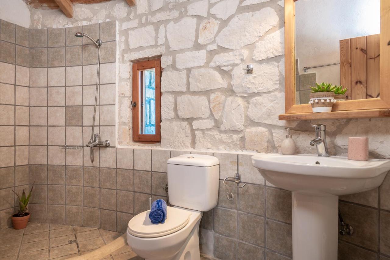 Gerakomylos Stone House Vasilikos  Ngoại thất bức ảnh