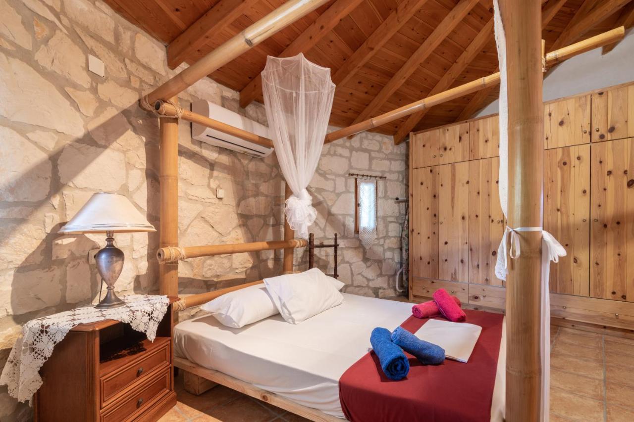 Gerakomylos Stone House Vasilikos  Ngoại thất bức ảnh